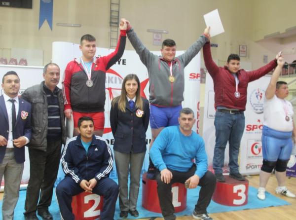Okullar Halter Şampiyonasında TÜRKİYE 1. YİZ